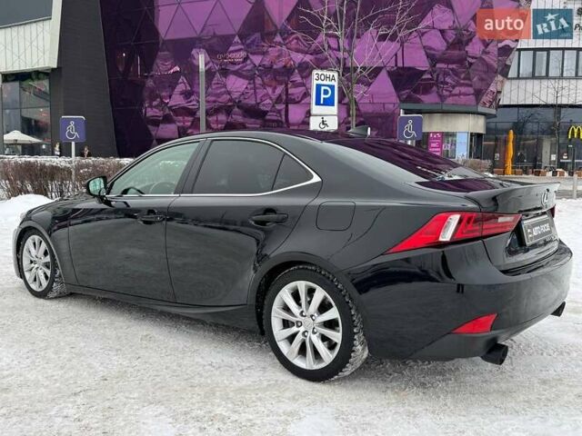 Черный Лексус ИС, объемом двигателя 2 л и пробегом 199 тыс. км за 15990 $, фото 4 на Automoto.ua