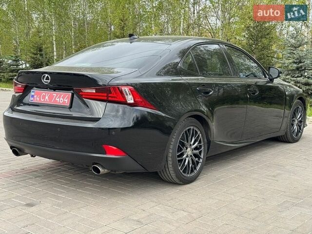 Черный Лексус ИС, объемом двигателя 2 л и пробегом 165 тыс. км за 13990 $, фото 3 на Automoto.ua