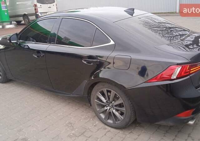 Чорний Лексус ІС, об'ємом двигуна 2 л та пробігом 139 тис. км за 18500 $, фото 9 на Automoto.ua