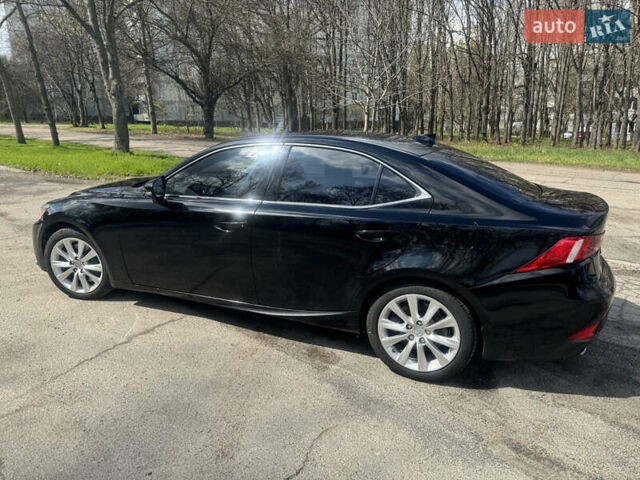 Чорний Лексус ІС, об'ємом двигуна 2 л та пробігом 72 тис. км за 18500 $, фото 3 на Automoto.ua
