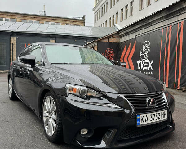 Черный Лексус ИС, объемом двигателя 2 л и пробегом 197 тыс. км за 17000 $, фото 4 на Automoto.ua