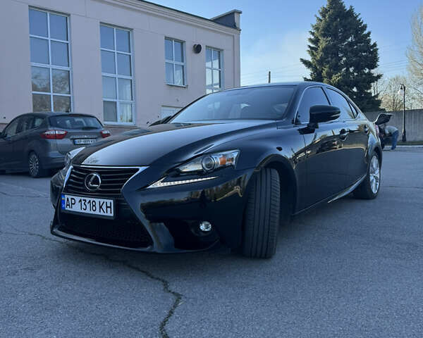 Черный Лексус ИС, объемом двигателя 2 л и пробегом 59 тыс. км за 18500 $, фото 5 на Automoto.ua