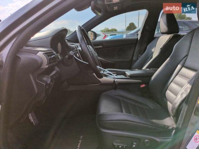 Черный Лексус ИС, объемом двигателя 2 л и пробегом 87 тыс. км за 7800 $, фото 6 на Automoto.ua