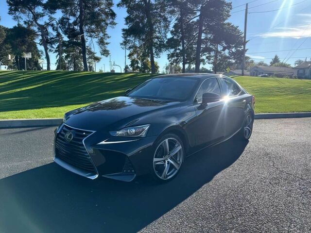 Черный Лексус ИС, объемом двигателя 3.5 л и пробегом 52 тыс. км за 15200 $, фото 2 на Automoto.ua