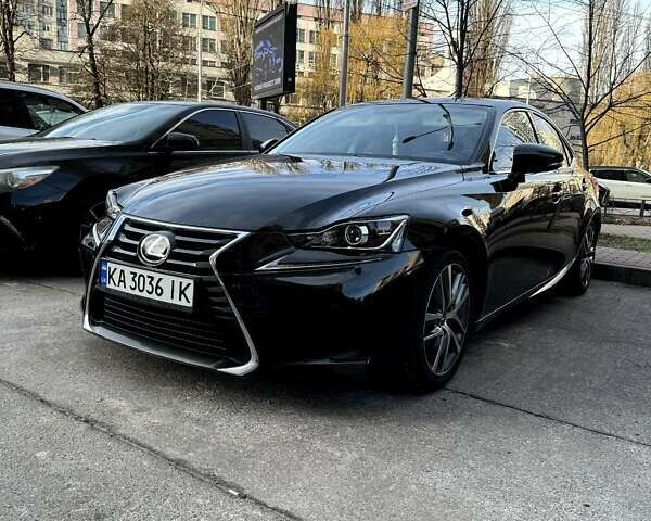 Черный Лексус ИС, объемом двигателя 2 л и пробегом 100 тыс. км за 25052 $, фото 3 на Automoto.ua