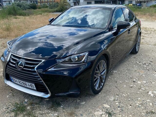 Черный Лексус ИС, объемом двигателя 2 л и пробегом 125 тыс. км за 16500 $, фото 1 на Automoto.ua