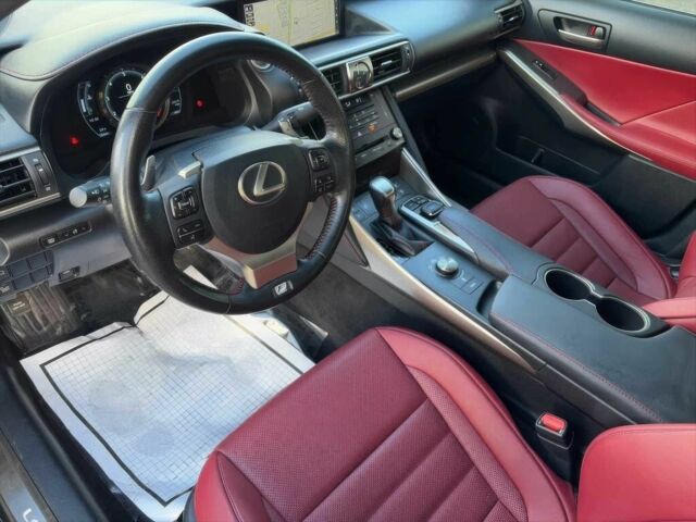 Черный Лексус ИС, объемом двигателя 3.5 л и пробегом 59 тыс. км за 11100 $, фото 8 на Automoto.ua