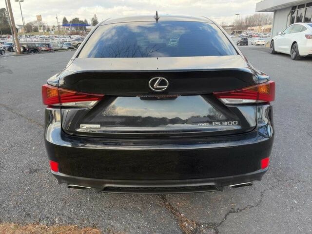 Черный Лексус ИС, объемом двигателя 3.5 л и пробегом 59 тыс. км за 11100 $, фото 5 на Automoto.ua