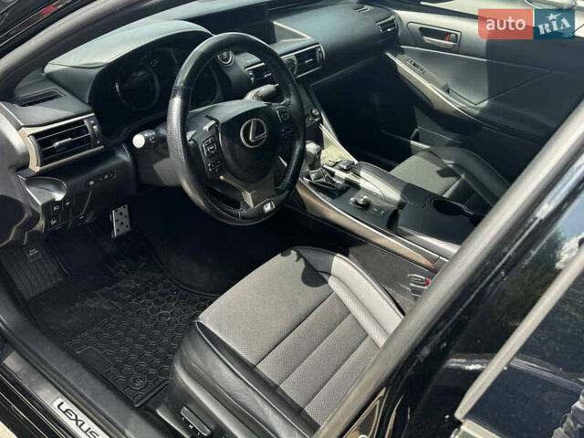 Чорний Лексус ІС, об'ємом двигуна 3.46 л та пробігом 112 тис. км за 22300 $, фото 7 на Automoto.ua