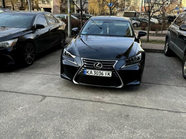 Черный Лексус ИС, объемом двигателя 2 л и пробегом 115 тыс. км за 25555 $, фото 1 на Automoto.ua