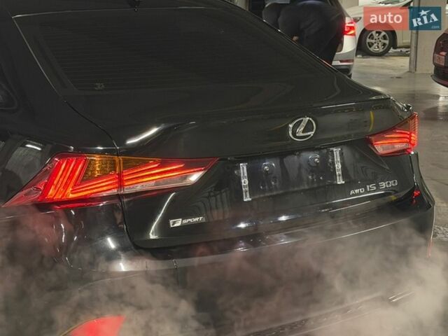 Черный Лексус ИС, объемом двигателя 3.46 л и пробегом 101 тыс. км за 23000 $, фото 4 на Automoto.ua