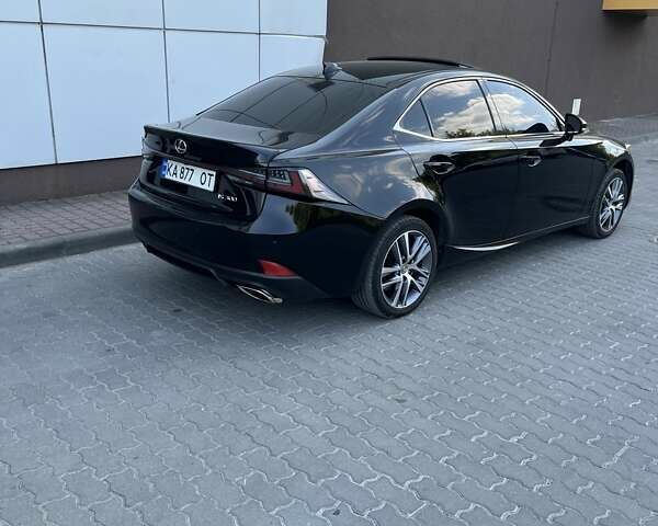 Черный Лексус ИС, объемом двигателя 2 л и пробегом 51 тыс. км за 29200 $, фото 2 на Automoto.ua