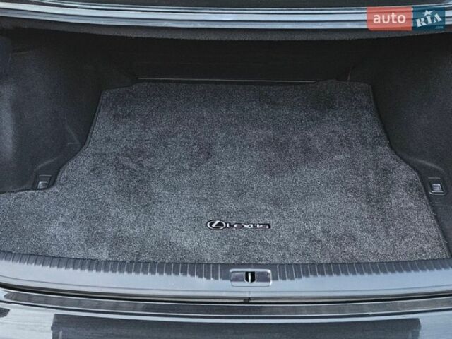 Чорний Лексус ІС, об'ємом двигуна 2 л та пробігом 98 тис. км за 26500 $, фото 49 на Automoto.ua