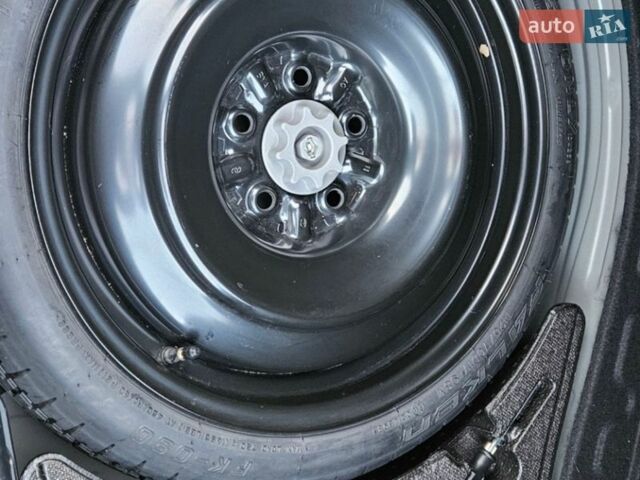 Чорний Лексус ІС, об'ємом двигуна 2 л та пробігом 98 тис. км за 26500 $, фото 51 на Automoto.ua