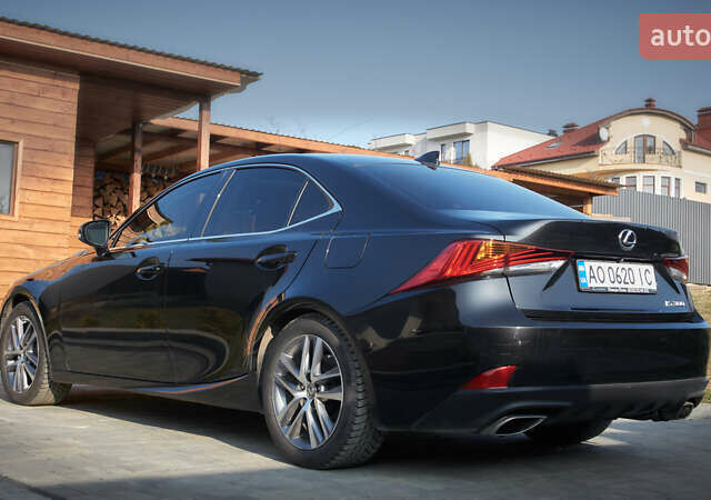 Черный Лексус ИС, объемом двигателя 2 л и пробегом 42 тыс. км за 21900 $, фото 11 на Automoto.ua