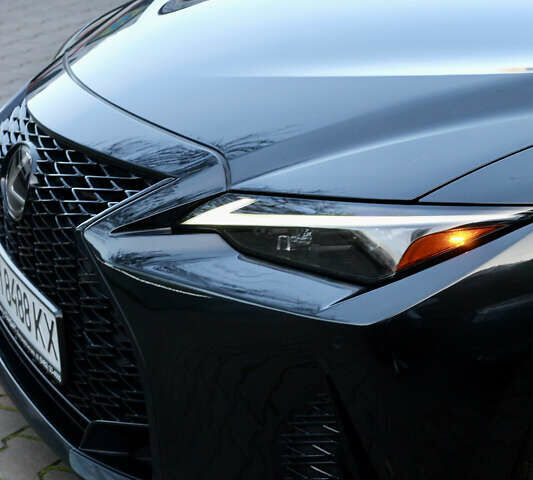 Чорний Лексус ІС, об'ємом двигуна 3.46 л та пробігом 108 тис. км за 38800 $, фото 2 на Automoto.ua