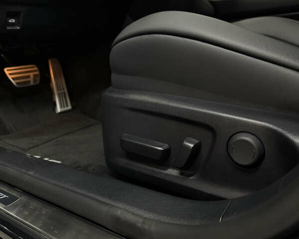 Черный Лексус ИС, объемом двигателя 3.46 л и пробегом 13 тыс. км за 48500 $, фото 39 на Automoto.ua