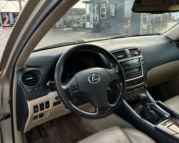 Коричневый Лексус ИС, объемом двигателя 2.23 л и пробегом 353 тыс. км за 7400 $, фото 8 на Automoto.ua