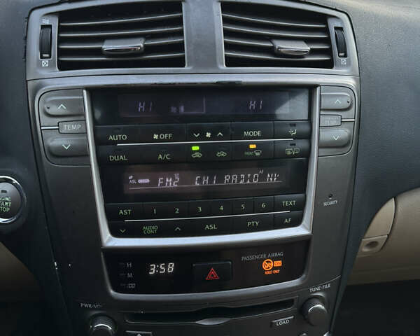 Коричневый Лексус ИС, объемом двигателя 2.23 л и пробегом 353 тыс. км за 7400 $, фото 18 на Automoto.ua