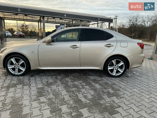 Коричневый Лексус ИС, объемом двигателя 2.23 л и пробегом 353 тыс. км за 7400 $, фото 7 на Automoto.ua