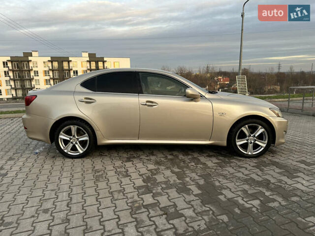 Коричневый Лексус ИС, объемом двигателя 2.23 л и пробегом 353 тыс. км за 7400 $, фото 3 на Automoto.ua