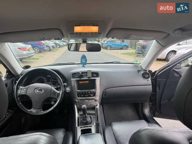 Коричневий Лексус ІС, об'ємом двигуна 2.23 л та пробігом 270 тис. км за 9430 $, фото 31 на Automoto.ua