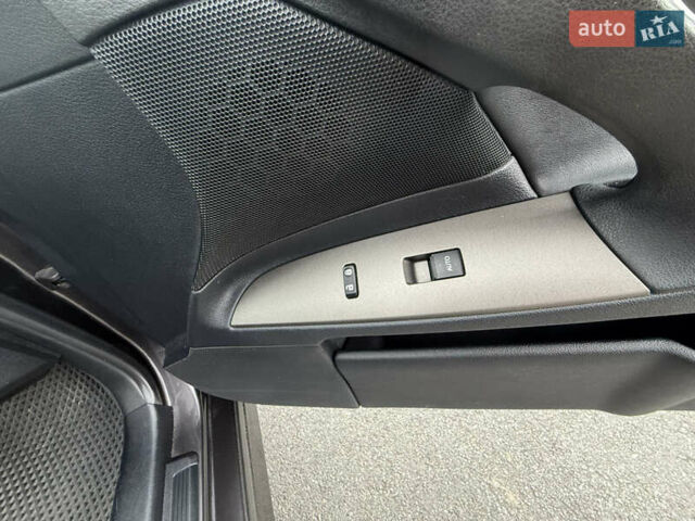 Коричневый Лексус ИС, объемом двигателя 2.23 л и пробегом 270 тыс. км за 8841 $, фото 35 на Automoto.ua