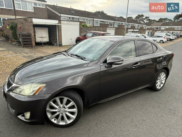 Коричневый Лексус ИС, объемом двигателя 2.23 л и пробегом 270 тыс. км за 8841 $, фото 3 на Automoto.ua