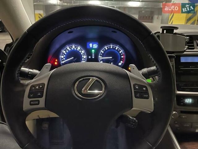 Коричневый Лексус ИС, объемом двигателя 2.5 л и пробегом 124 тыс. км за 17500 $, фото 8 на Automoto.ua