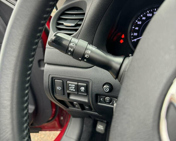 Красный Лексус ИС, объемом двигателя 2.5 л и пробегом 220 тыс. км за 16500 $, фото 41 на Automoto.ua