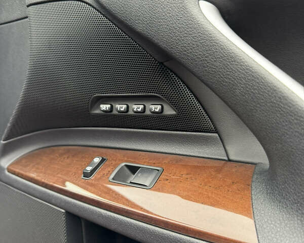 Красный Лексус ИС, объемом двигателя 2.5 л и пробегом 220 тыс. км за 16500 $, фото 48 на Automoto.ua