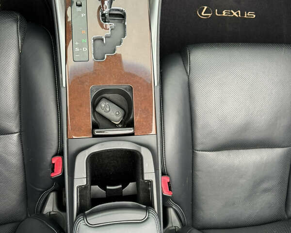 Красный Лексус ИС, объемом двигателя 2.5 л и пробегом 220 тыс. км за 16500 $, фото 25 на Automoto.ua