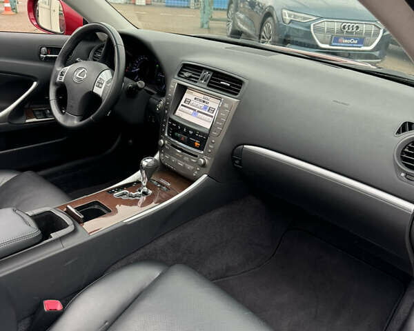 Красный Лексус ИС, объемом двигателя 2.5 л и пробегом 220 тыс. км за 16500 $, фото 49 на Automoto.ua