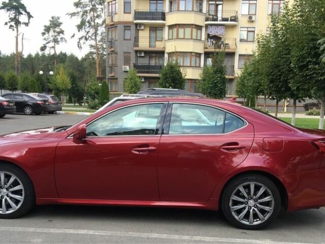 Лексус ІС 2006 у Буче на Automoto.ua Червоний Лексус ІС, об'ємом двигуна 2.5 л та пробігом 230 тис. км за 8100 $, фото 6 на Automoto.ua