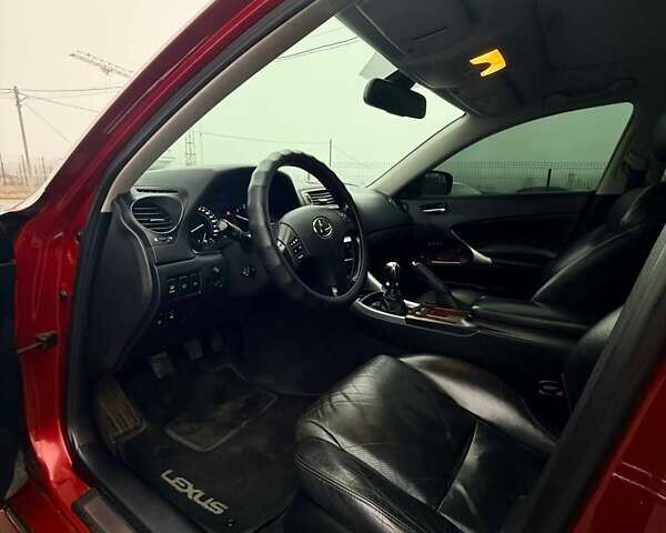 Красный Лексус ИС, объемом двигателя 2.23 л и пробегом 292 тыс. км за 7699 $, фото 25 на Automoto.ua