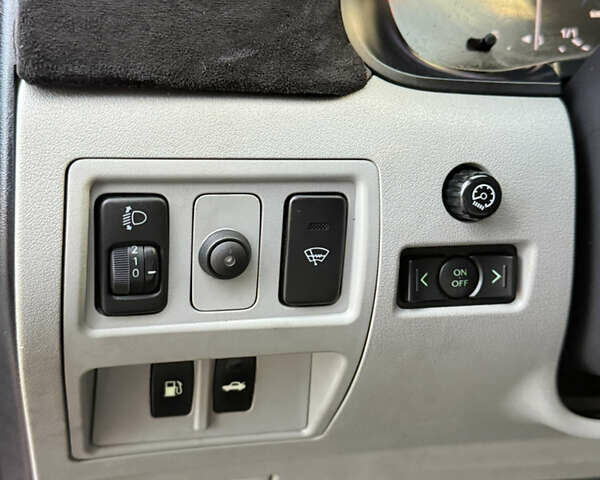 Красный Лексус ИС, объемом двигателя 2.23 л и пробегом 272 тыс. км за 7999 $, фото 43 на Automoto.ua