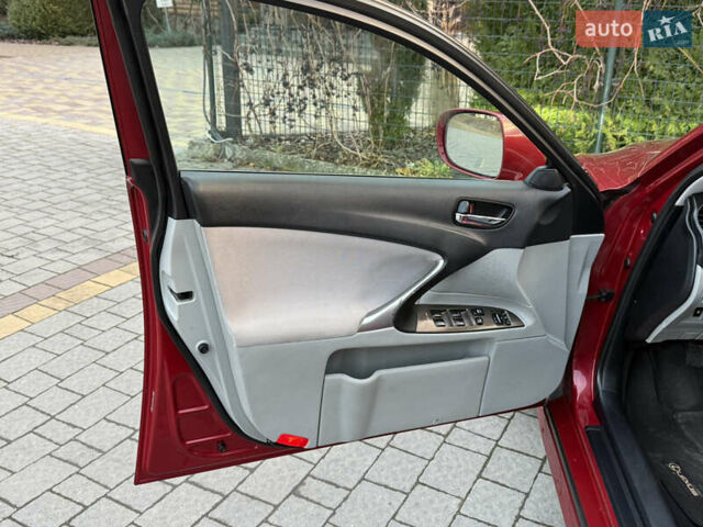Красный Лексус ИС, объемом двигателя 2.23 л и пробегом 272 тыс. км за 7999 $, фото 40 на Automoto.ua