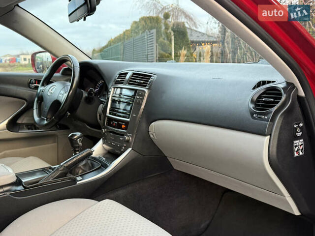 Красный Лексус ИС, объемом двигателя 2.23 л и пробегом 272 тыс. км за 7999 $, фото 31 на Automoto.ua