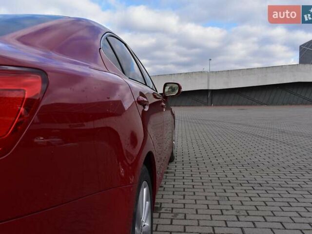 Красный Лексус ИС, объемом двигателя 2.5 л и пробегом 147 тыс. км за 9300 $, фото 8 на Automoto.ua