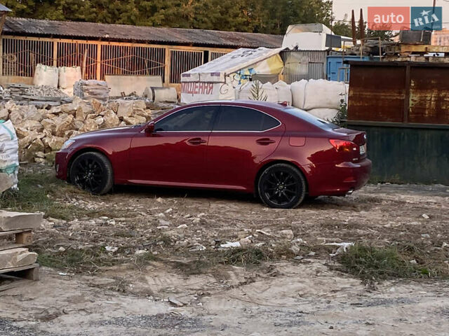 Червоний Лексус ІС, об'ємом двигуна 2.5 л та пробігом 270 тис. км за 8500 $, фото 3 на Automoto.ua