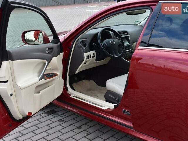 Красный Лексус ИС, объемом двигателя 2.5 л и пробегом 147 тыс. км за 9300 $, фото 21 на Automoto.ua