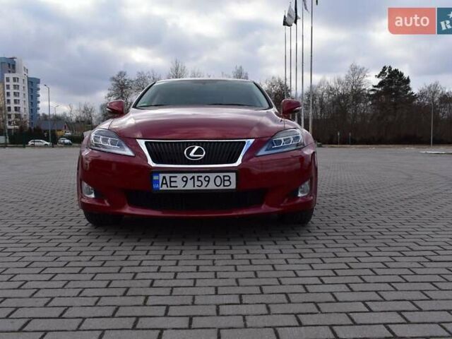 Красный Лексус ИС, объемом двигателя 2.5 л и пробегом 147 тыс. км за 9300 $, фото 16 на Automoto.ua