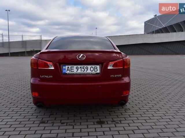 Красный Лексус ИС, объемом двигателя 2.5 л и пробегом 147 тыс. км за 9300 $, фото 24 на Automoto.ua