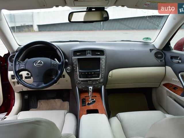 Красный Лексус ИС, объемом двигателя 2.5 л и пробегом 147 тыс. км за 9300 $, фото 31 на Automoto.ua