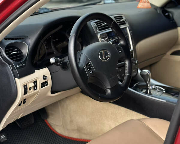 Червоний Лексус ІС, об'ємом двигуна 3 л та пробігом 240 тис. км за 6650 $, фото 6 на Automoto.ua