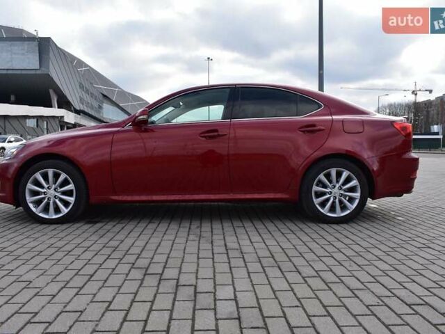 Красный Лексус ИС, объемом двигателя 2.5 л и пробегом 147 тыс. км за 9300 $, фото 5 на Automoto.ua