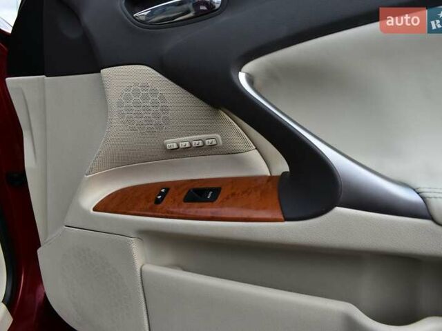 Красный Лексус ИС, объемом двигателя 2.5 л и пробегом 147 тыс. км за 9300 $, фото 20 на Automoto.ua