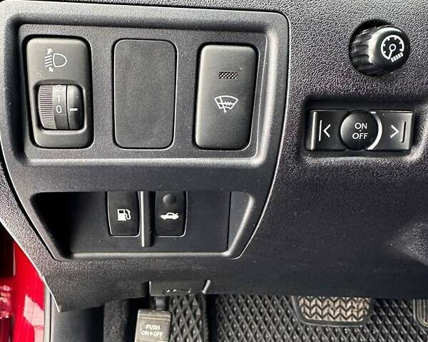 Червоний Лексус ІС, об'ємом двигуна 2.5 л та пробігом 105 тис. км за 13900 $, фото 22 на Automoto.ua