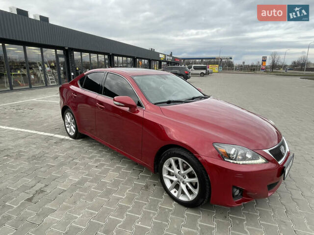 Красный Лексус ИС, объемом двигателя 2.5 л и пробегом 220 тыс. км за 11000 $, фото 6 на Automoto.ua