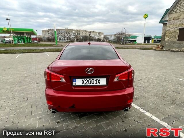 Червоний Лексус ІС, об'ємом двигуна 2.5 л та пробігом 210 тис. км за 12299 $, фото 4 на Automoto.ua